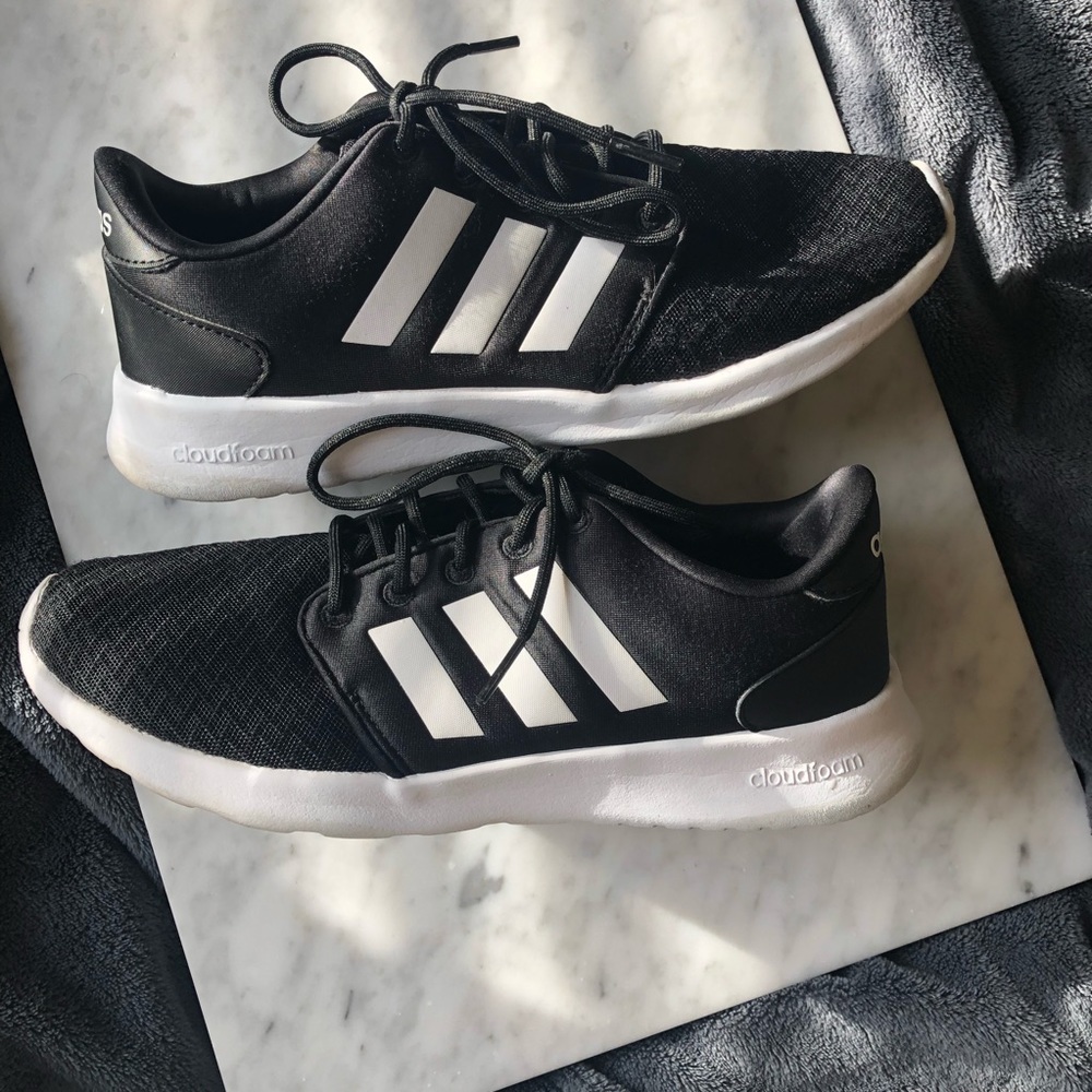 Adidas Cloudfoam tennis shoes Size 7.5